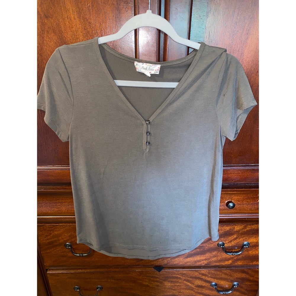 Women’s shirt